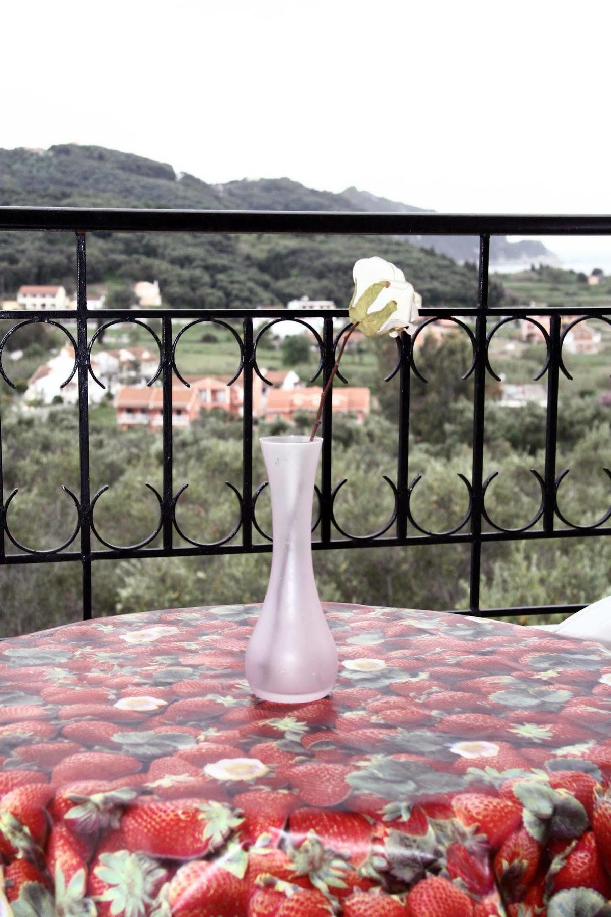 ארילס Villa Helen מראה חיצוני תמונה